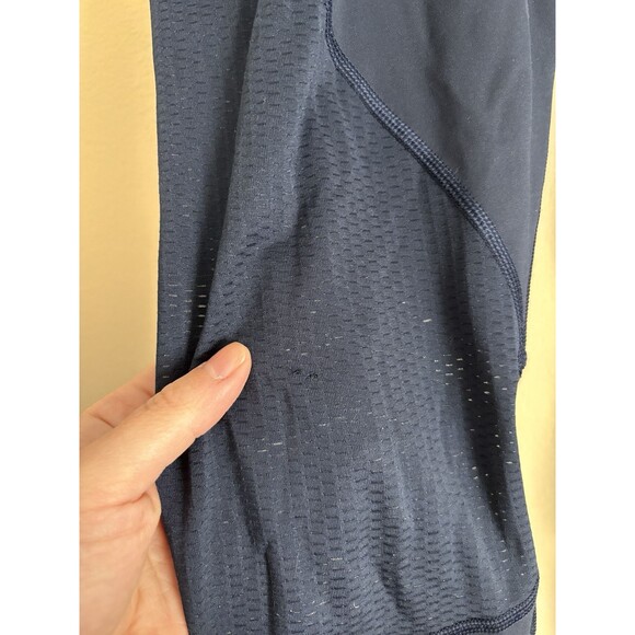 Athleta Small Capri Leggings Sheer Panel‎ Stretch Athletic Athleisure - Picture 5 of 5